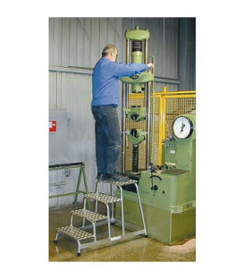 Marche-pied (metal leger) H de travail 2,60 plateforme 0,60 3 marches