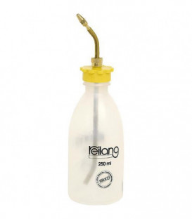 Huileur multifonction avec obturation de tuyere. 125 ml avec reservoir PE-HP