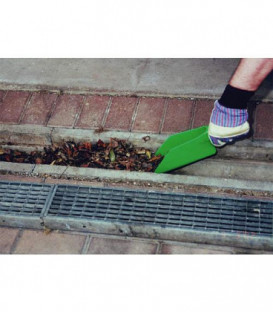 Pelle pour gouttiere plastique
